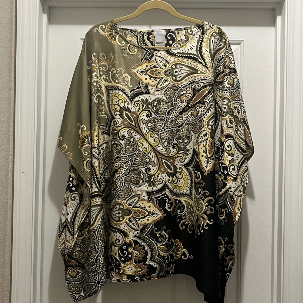 Chicos poncho. New with tags. Large/XLarge. Olive green, gold and black pattern